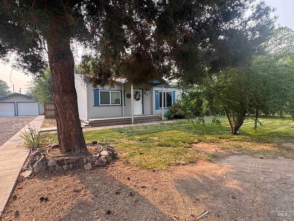 1st image of 847 N 6th St