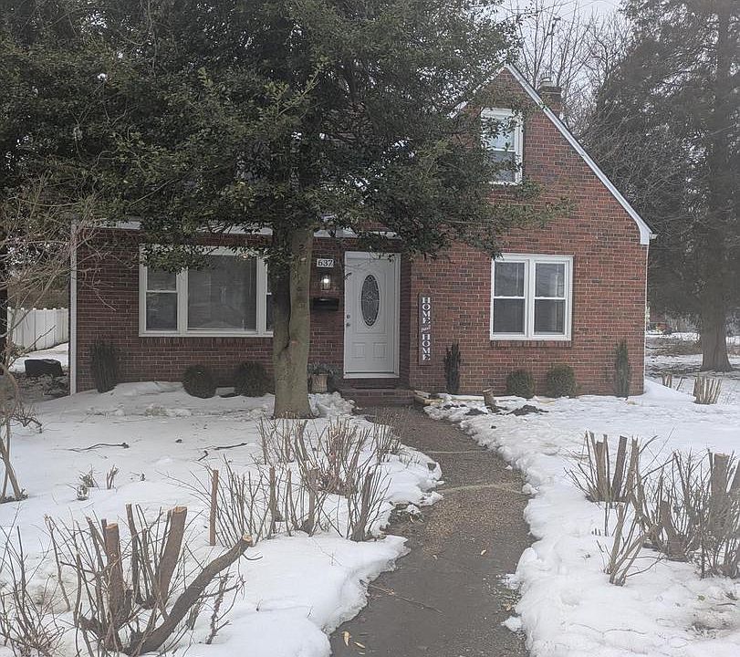 1st image of 637 W Somerdale Rd