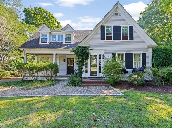 349 First Parish Rd, Scituate, MA 02066