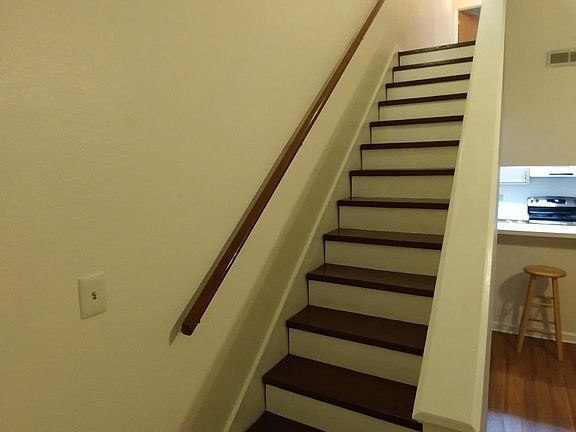 3rd image of 2226 Parrot Ln