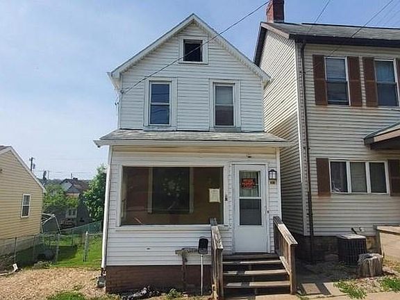 2nd image of 426 Dewey St