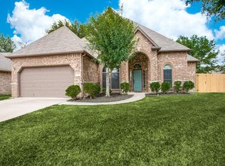 702 Clover St, Midlothian, TX 76065