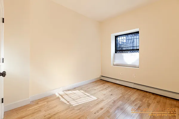 Rented by aptsandlofts.com | media 10