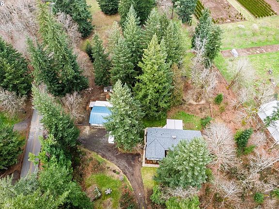 4th image of 45235 SE Coalman Rd