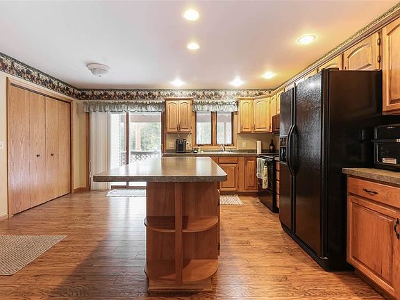 2nd image of 6210 S Valley Dr