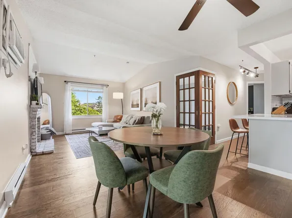 2120 Ridge Dr APT 34, Saint Louis Park, MN 55416