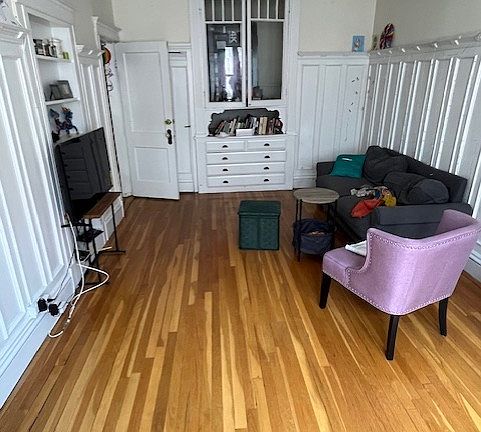 5th image of 380 Riverway #5A