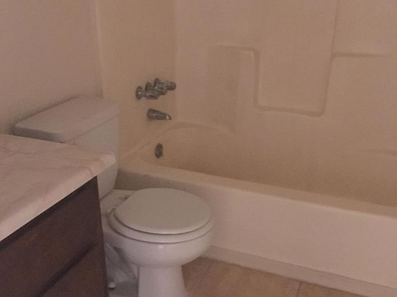 5th image of 3653 Wendell Ave APT B