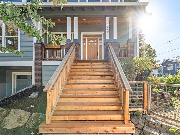 4th image of 2240 SE 48th Ave