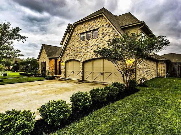 4th image of 108 River Birch Cir