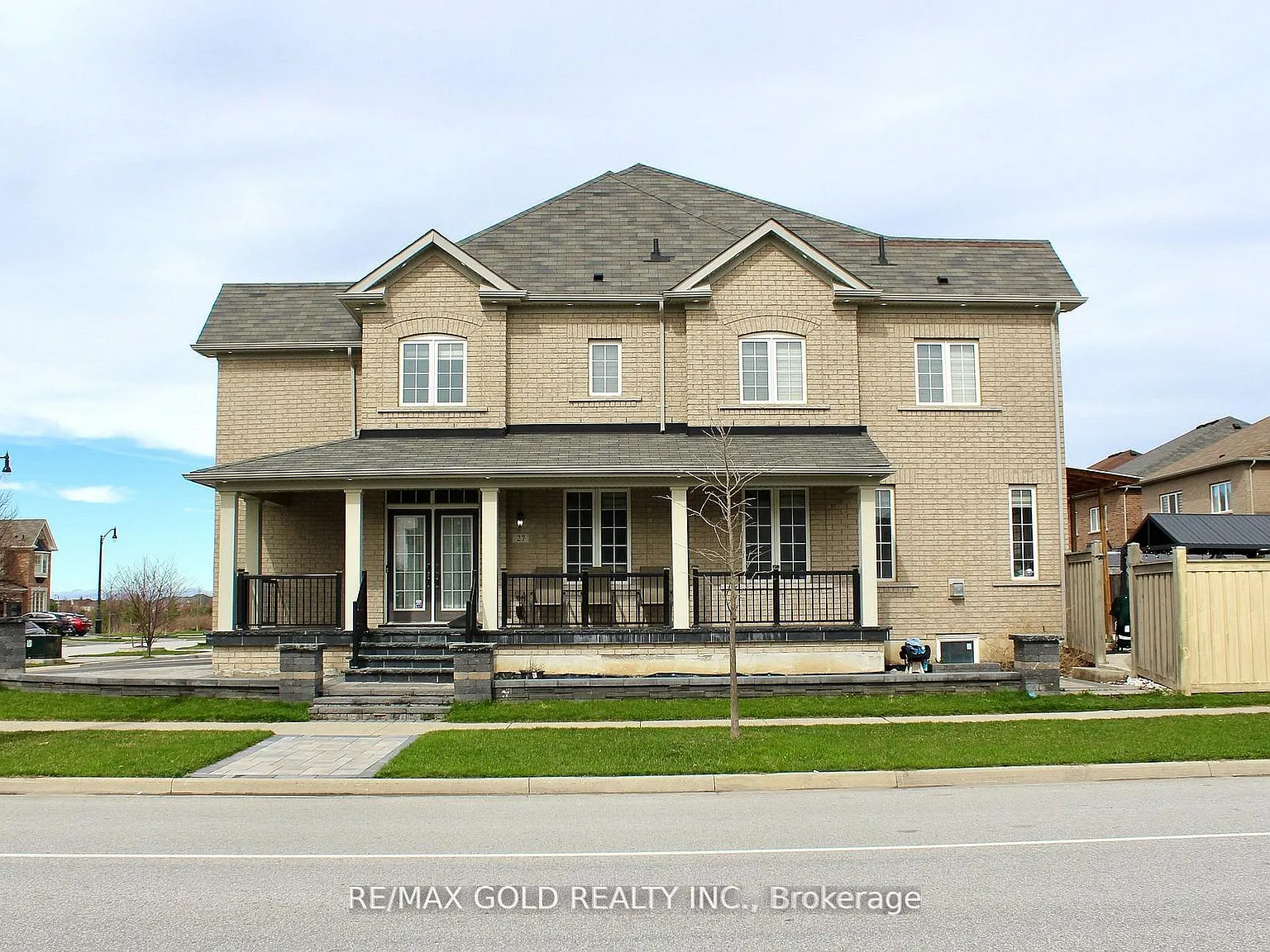 2 bed, $1,600 — Photo 2