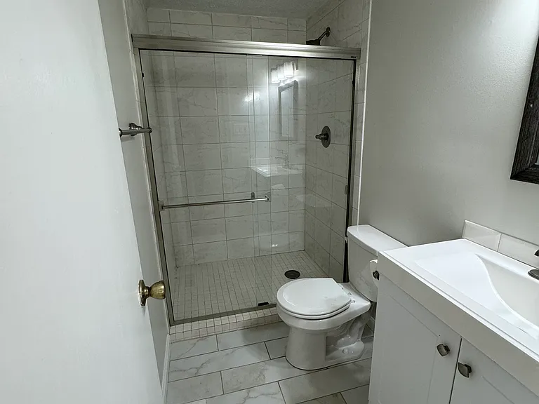 Full bath attached to Master bedroom