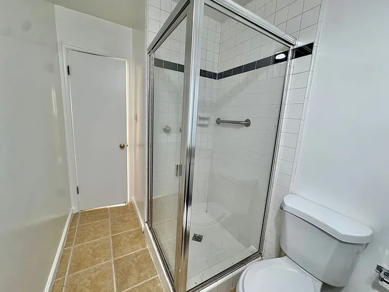8555 Saturn St — Photo 36