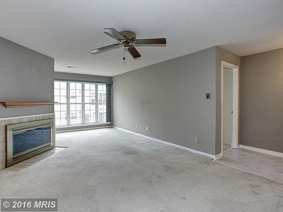 3rd image of 12113 Greenway Ct APT 176