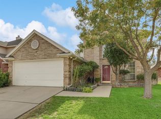 7763 Summerbrook Cir, Fort Worth, TX 76137