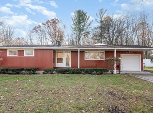 3807 Moorland Dr, Midland, MI 48640