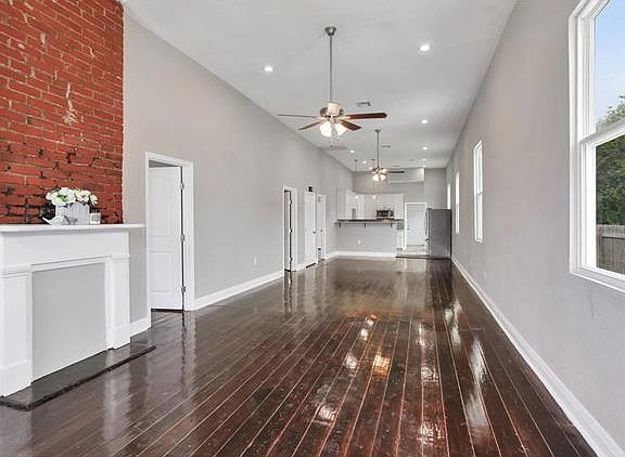 4th image of 219 Leboeuf St