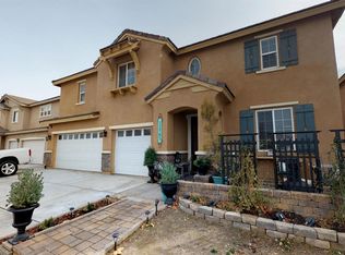 11785 Forrest Park Ln, Victorville, CA 92392