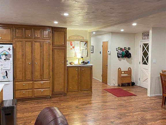 3rd image of 24143 Dogwood Dr