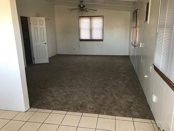 3rd image of 921 1/2 Nancy St