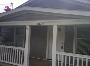 1320 12th St NE, Hickory, NC 28601