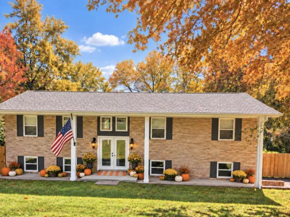1221 Laurel Rd, Clinton, TN 37716