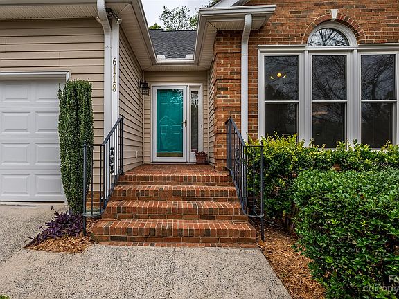 2nd image of 6118 Tuskan Dr