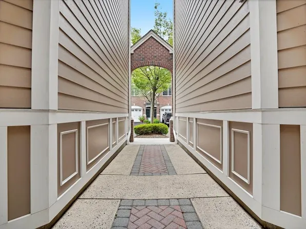 100 Abbie Court image 31 of 41