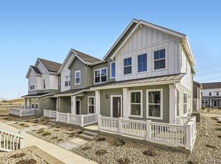 1924 S Haleyville Way, Aurora, CO 80018