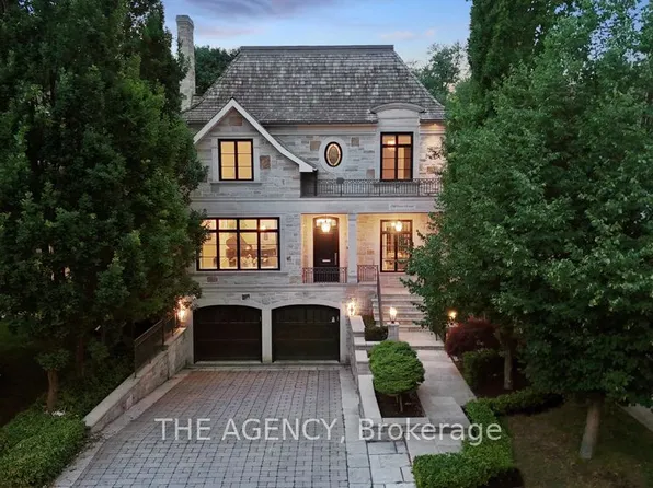 190 Forest Hill Rd, Toronto, ON M5P 2N4