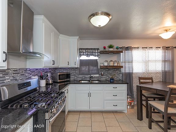 4th image of 3106 Oak Dale Dr
