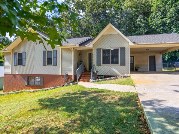 55 Starla Ln, Jacksonville, AL 36265