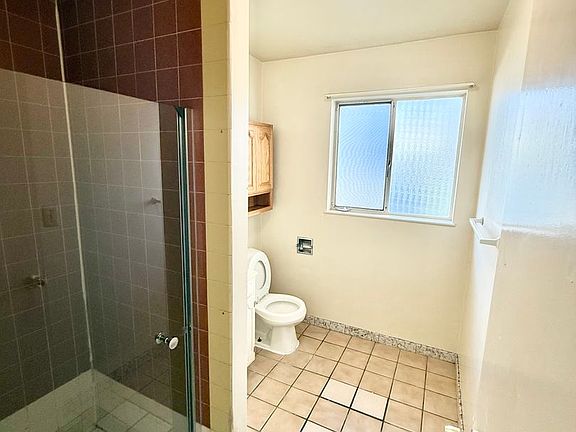 2nd image of 930-966 Parker Ct #4