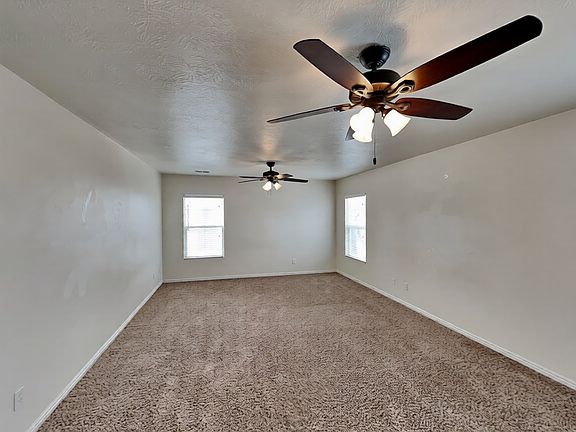 4th image of 1244 N Lewis Peak Dr E