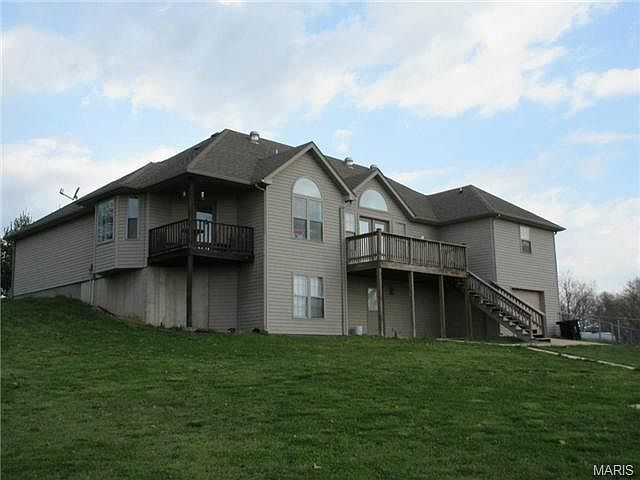 2nd image of 21050 Ridgetop Dr