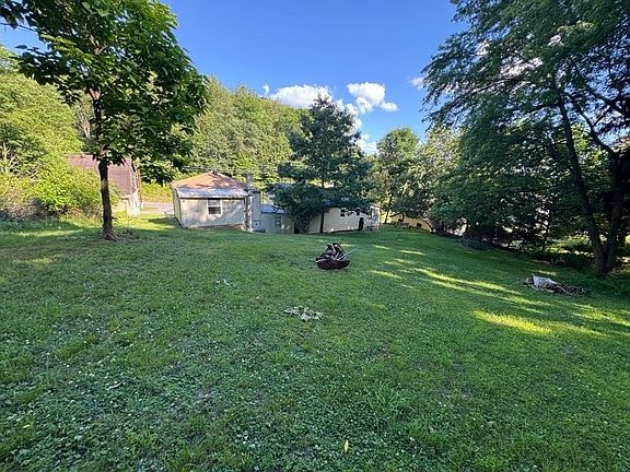 3rd image of 660 Benshoff Hill Rd