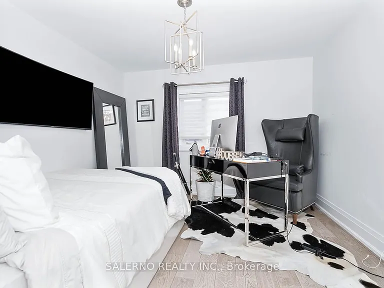 552 Vaughan Mills Rd — Photo 32