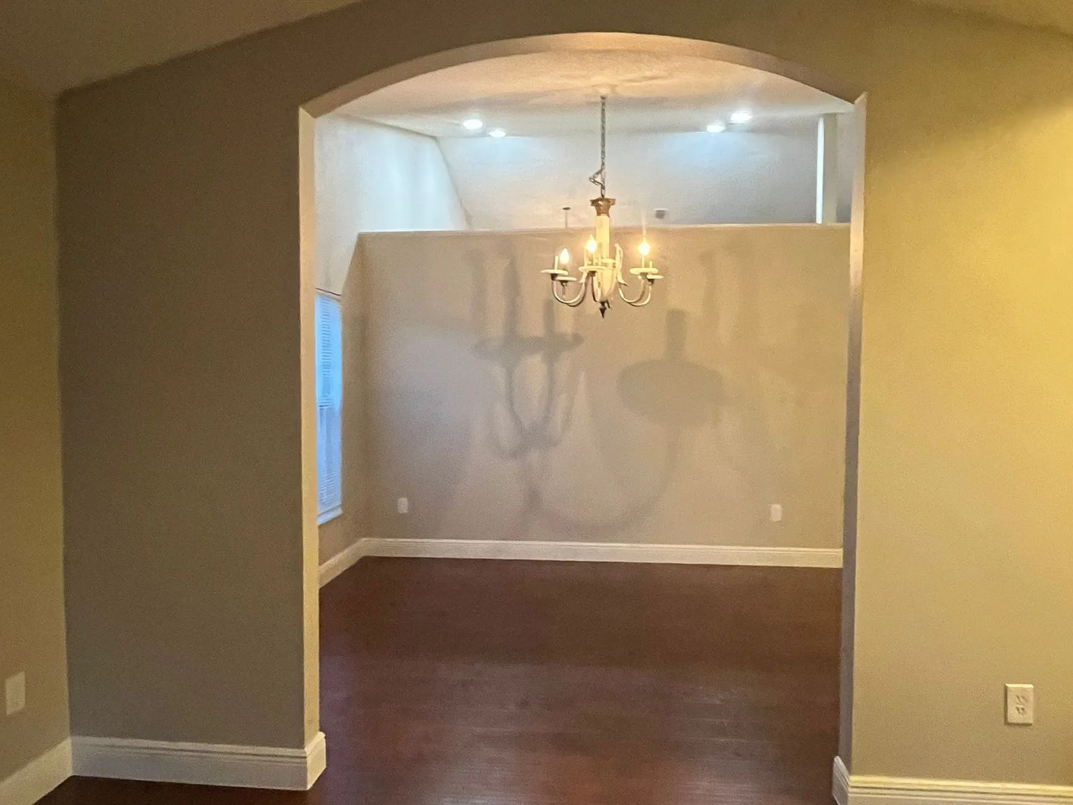 308 Becky St — Photo 2