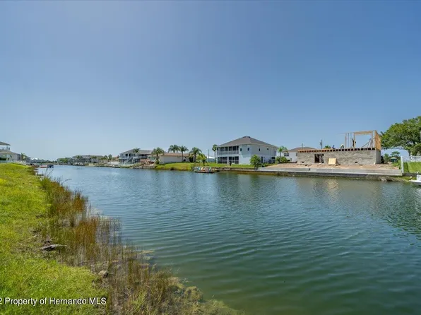 4041 Cobia Dr, Spring Hill, FL 34607