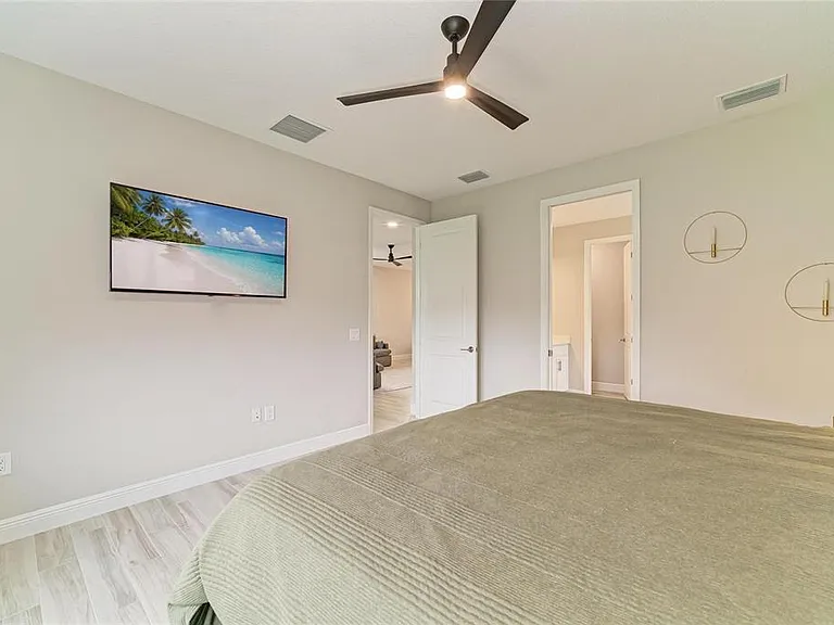 1079 Waterline Ct — Photo 27