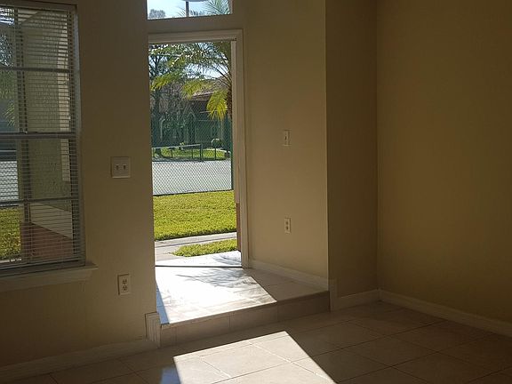 3rd image of 429 Fountainhead Cir Unit 120