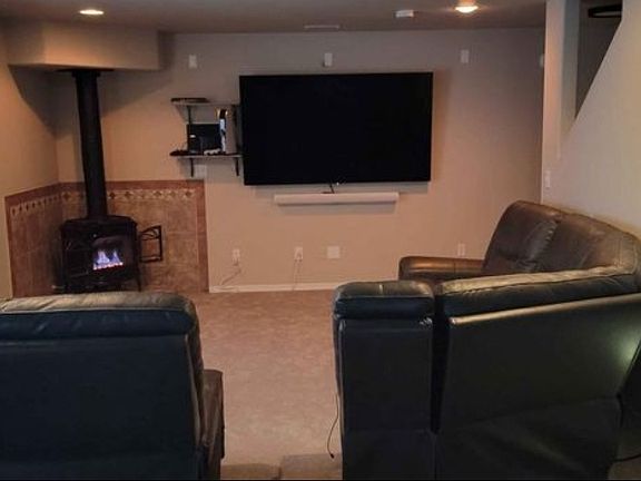 3rd image of 5727 Cross Creek Dr