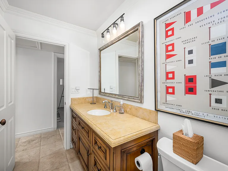 1706 W Oceanfront — Photo 47