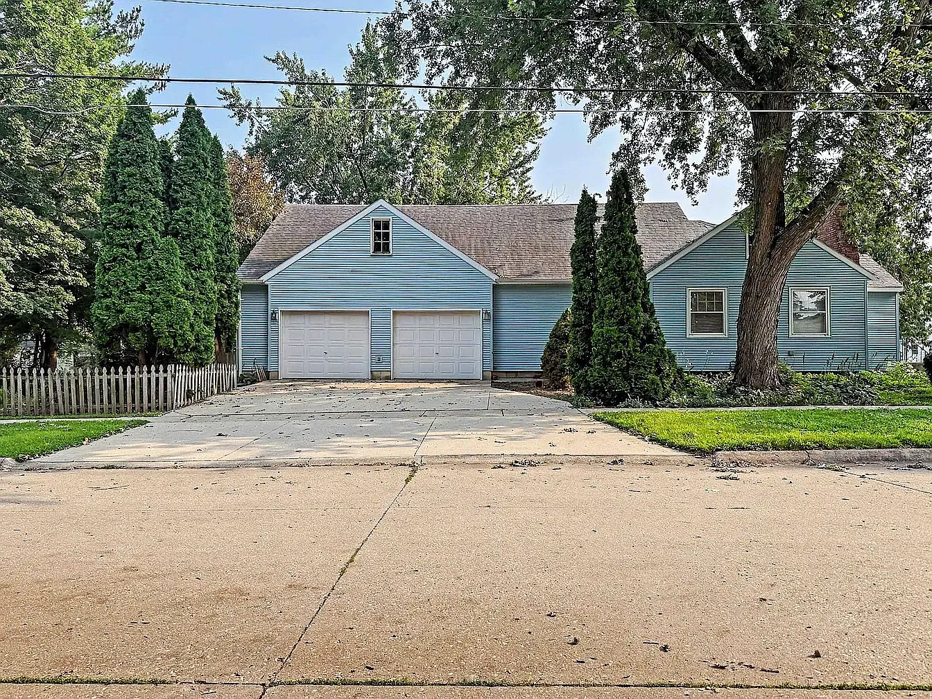 2 bed, 1563 sqft, $1,500 — Photo 2