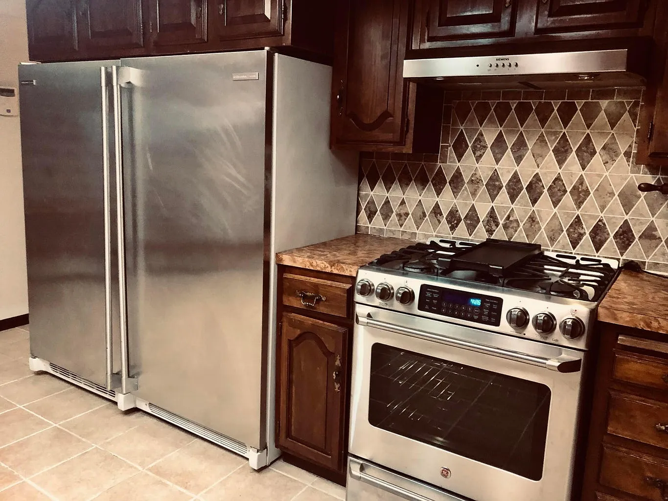 3 bed, 3006 sqft, $3,000 — Photo 1