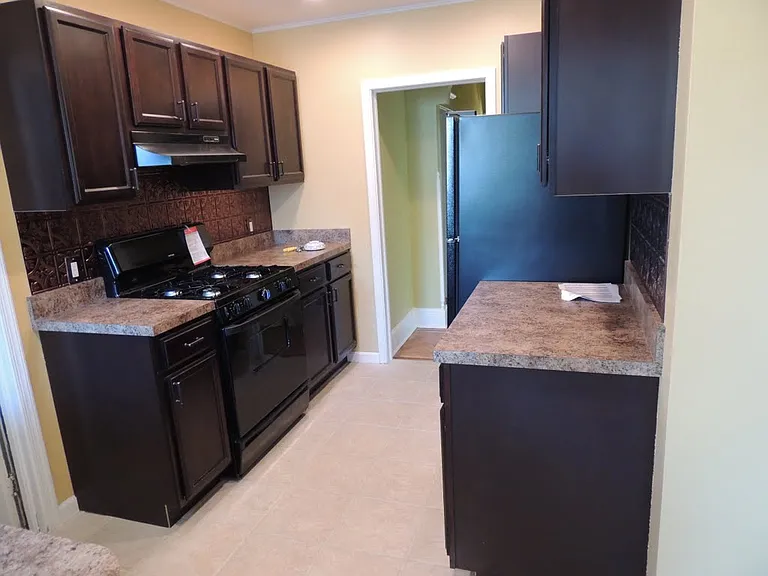 331 E University Pkwy #2B — Photo 32