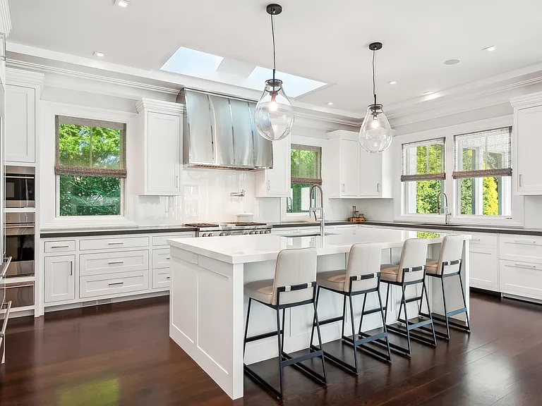 80 Cobb Rd — Photo 16