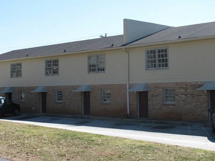 1st image of 144 Maddox St APT 8