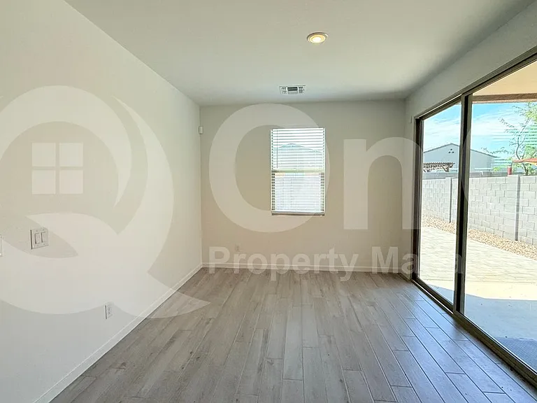 5537 W Jackalope Ln — Photo 5