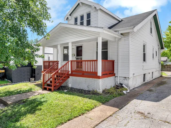 1223 Gruner Pl, Saint Louis, MO 63133